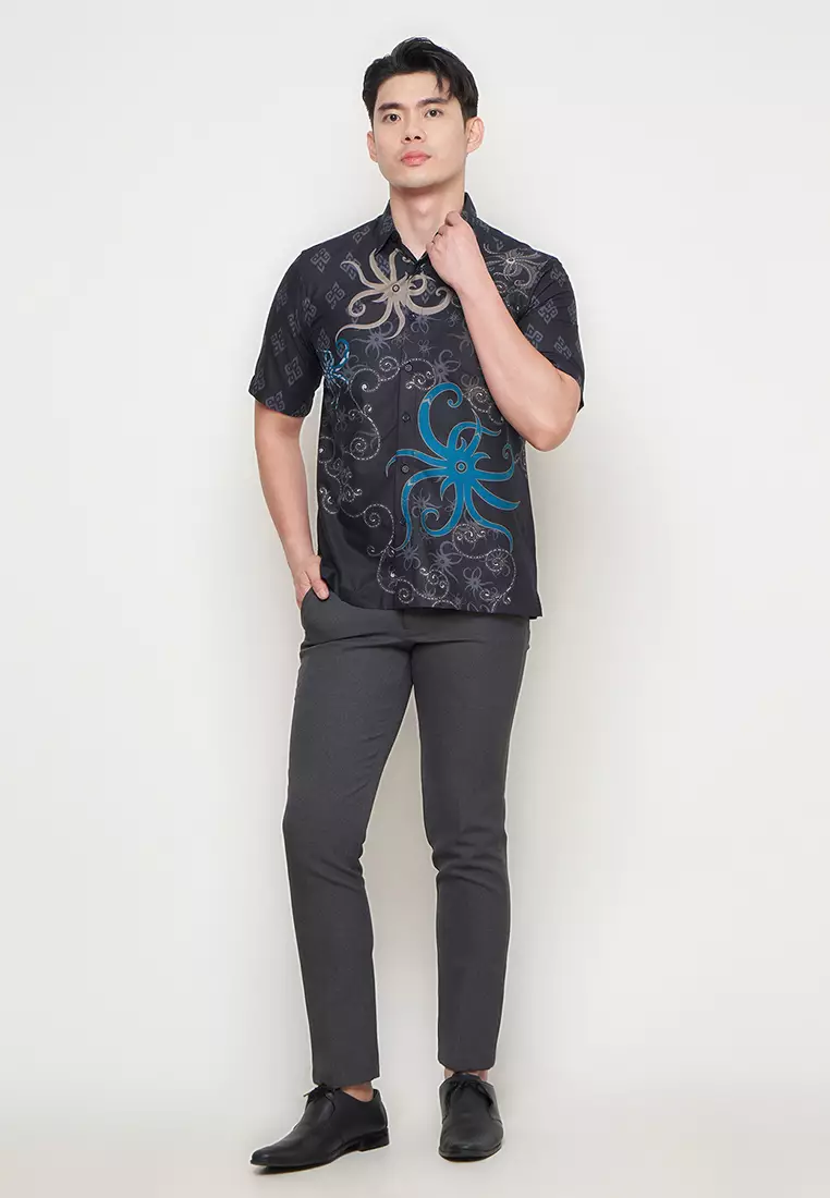 Regfit Arghia Blue Kemeja Batik Pria Lengan Pendek