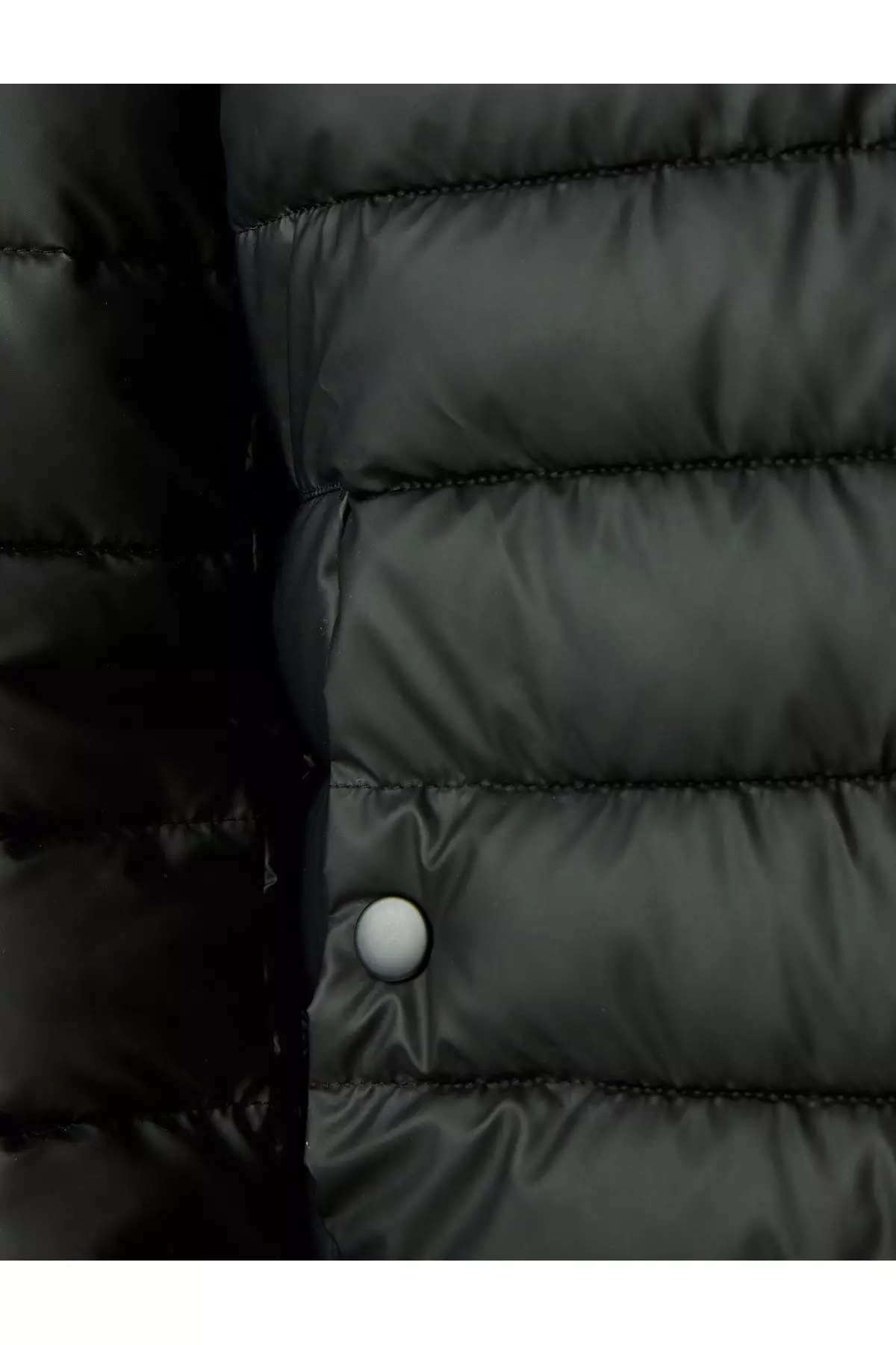 Latex Fabric Slim Fit Puffer Jacket With Stand Collar Label Detail