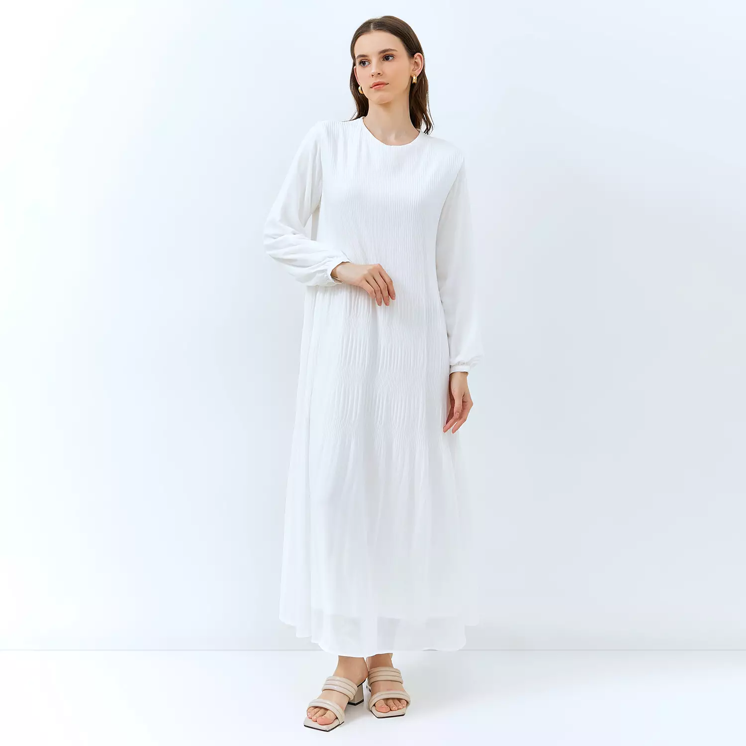 Long Dress Wanita Lengan Panjang Warna Putih ZALIAH
