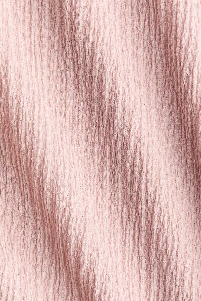 Crinkled boat-neck top