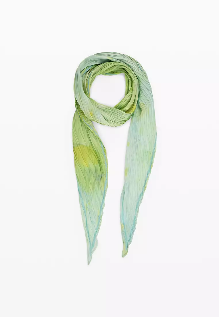 Watercolor crumpled scarf