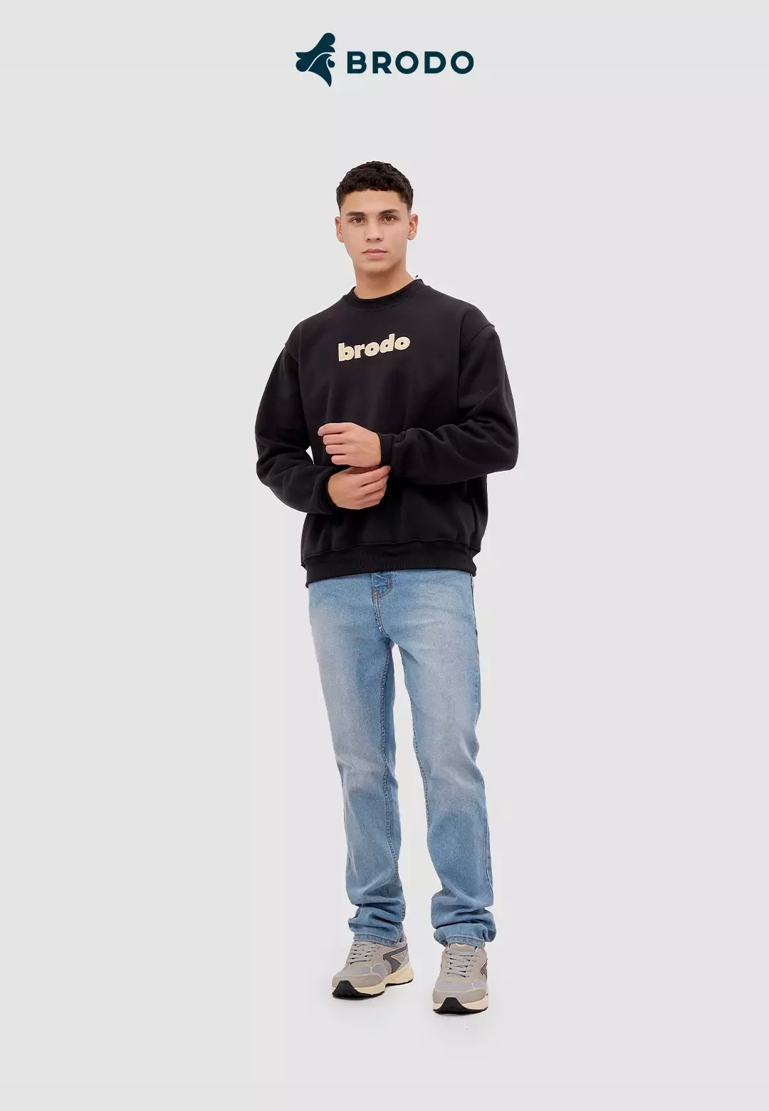 BRODO - Lowercase Crewneck Black