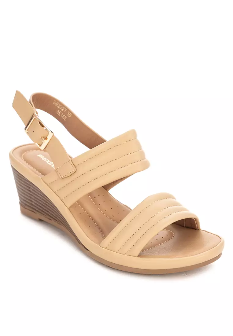 Discount on mendrezIwoman  shoes - SKU: Inoa Wedge Sandals