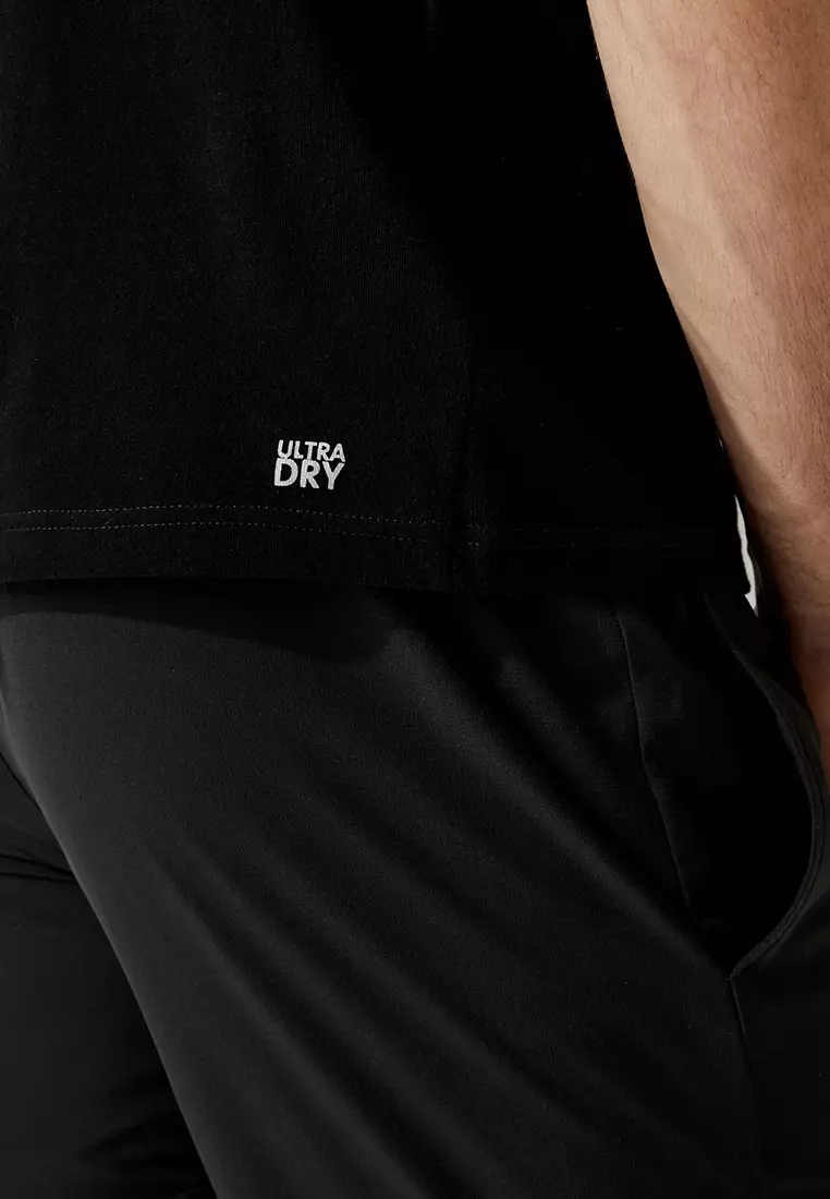 Men’s LacSport Crew Neck Breathable CottonBlend Tshirt