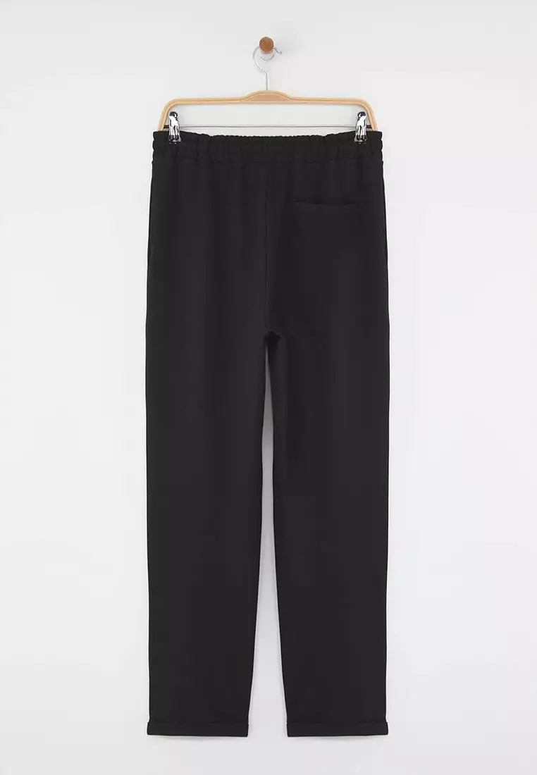 Black Regular Fit Knitted Flexible Comfortable Waist Tie Elastic Double Leg Pants Tmnaw25Pl00002