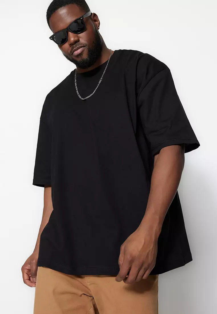 Buy Trendyol Black Men s Plus Size Oversized Wide Cut Comfortable