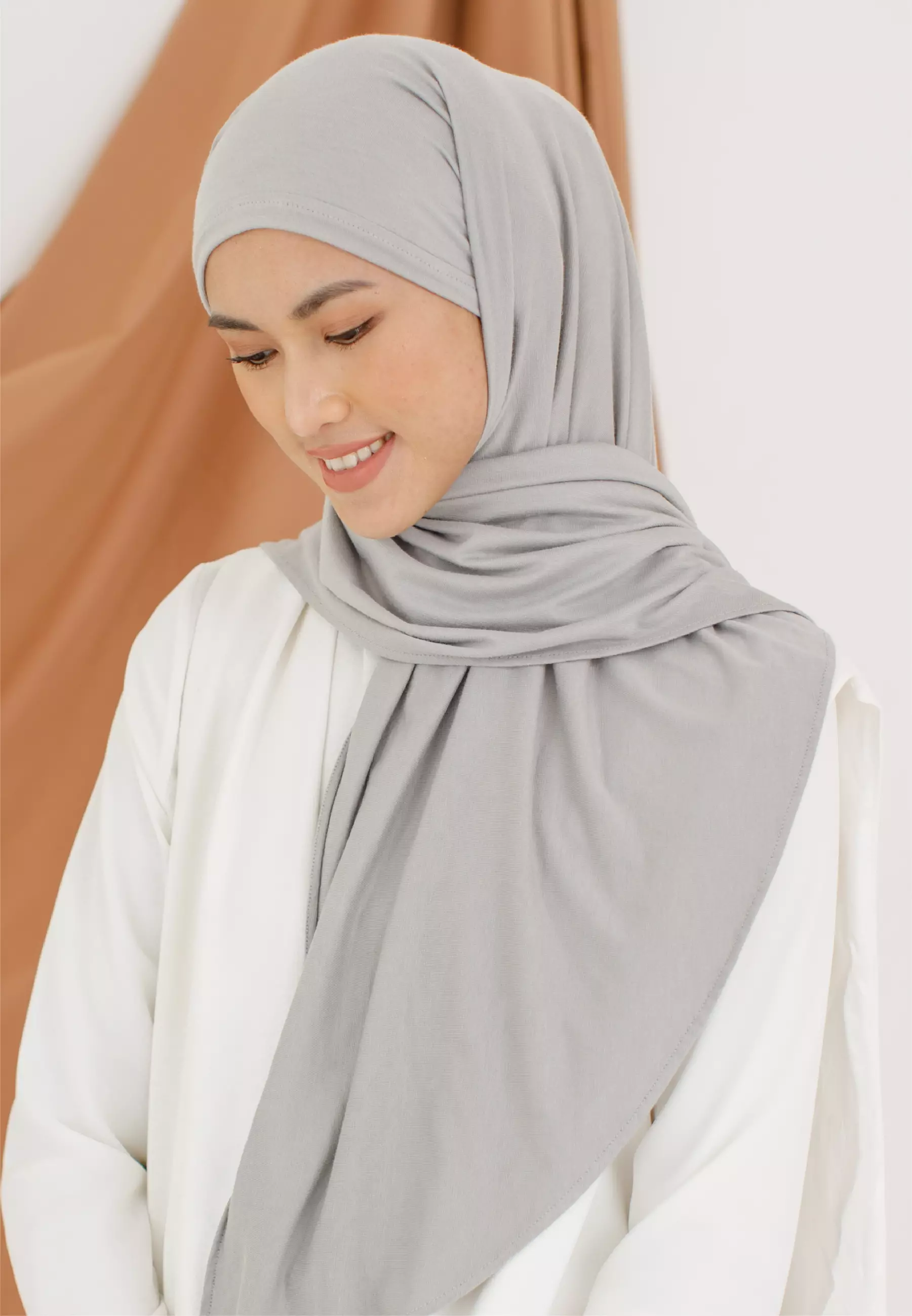 Rayna Instan Square Grey