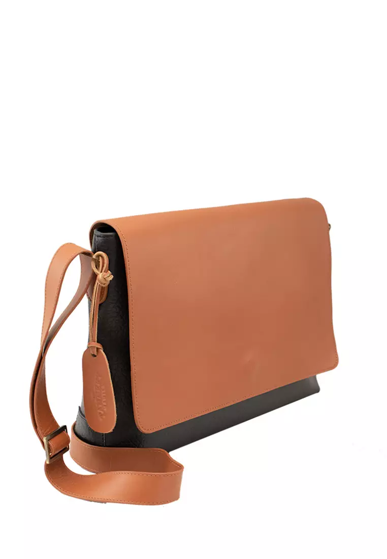 Buy The Tannery Manila Renato Leather Messenger Bag 2024 Online