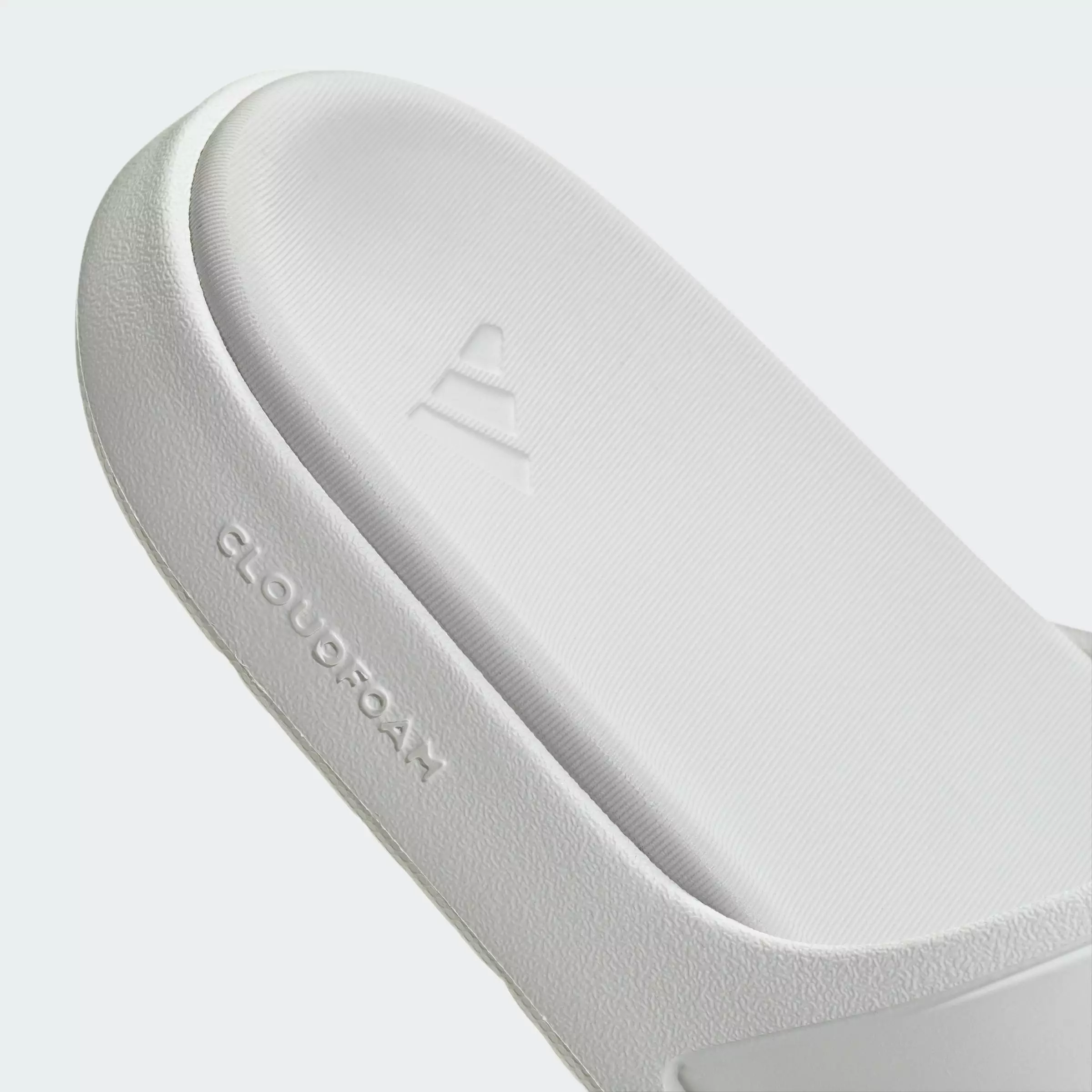 buy-adidas-swimming-lifestyle-znsory-slides-unisex-white-ji2271