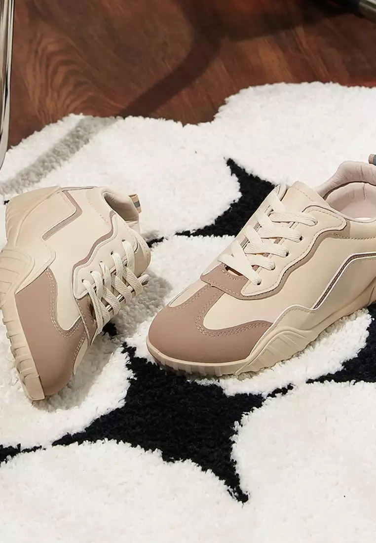 Trill Lace Up Sneakers