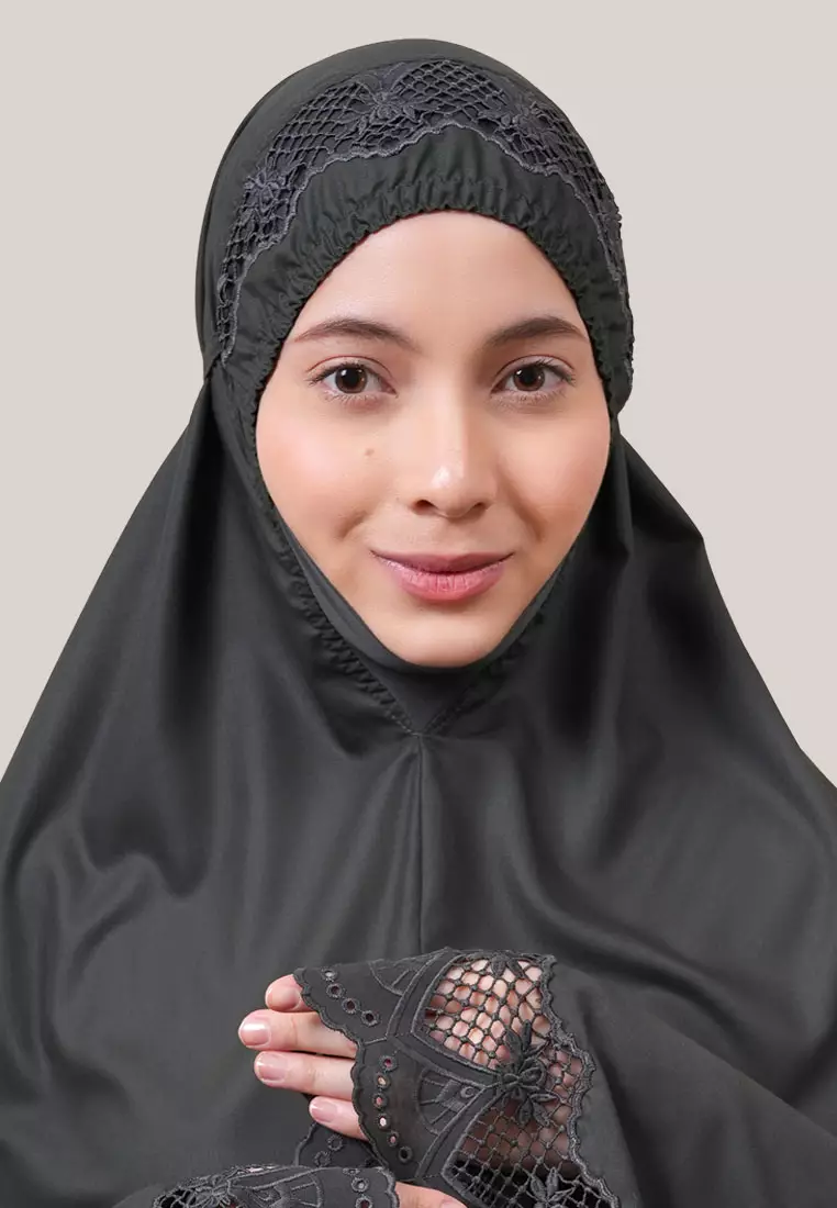 Siti Khadijah Telekung Signature Refa in Deep Forest