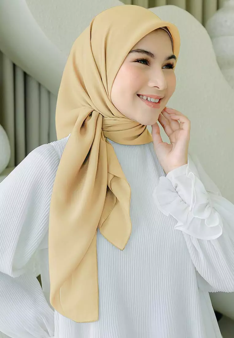 Polly Cotton (Hijab Segiempat Bella Square) Khaki