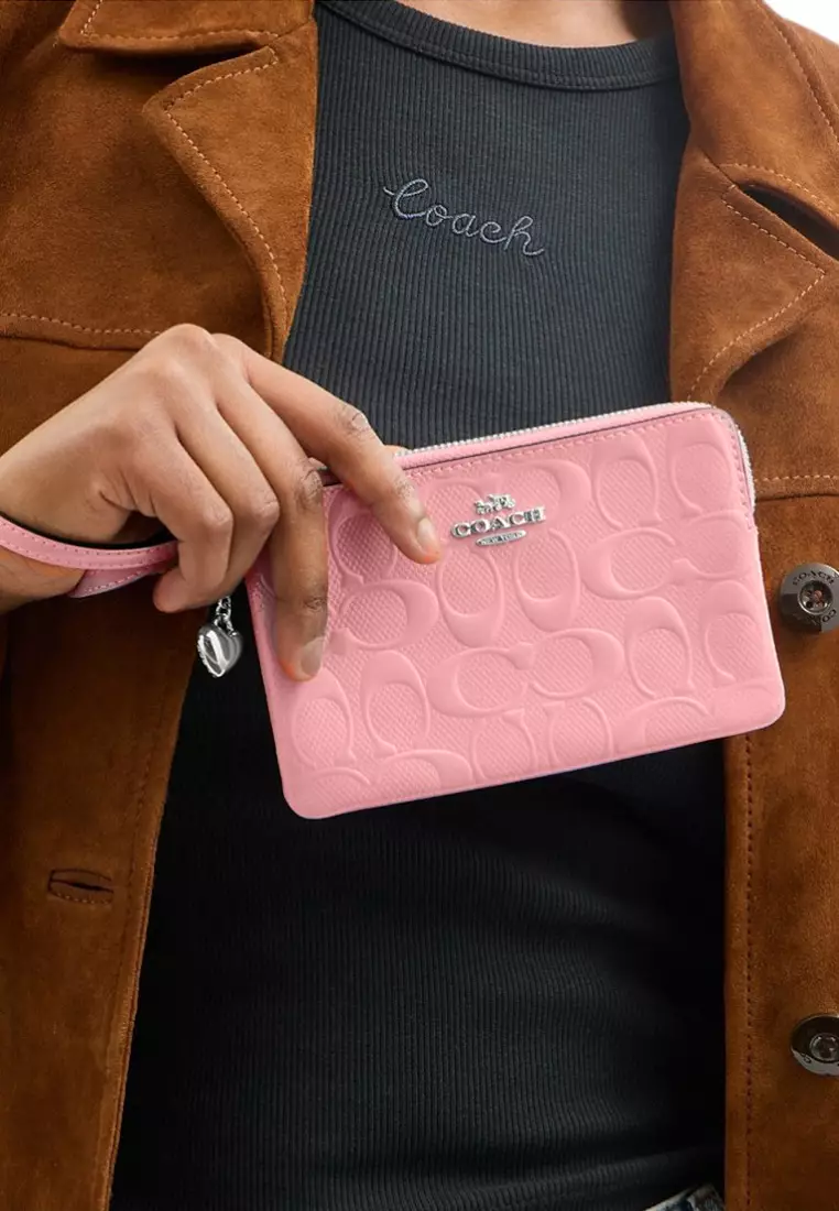 Corner Zip Wristlet In Signature Leather With Heart Charm - Pink