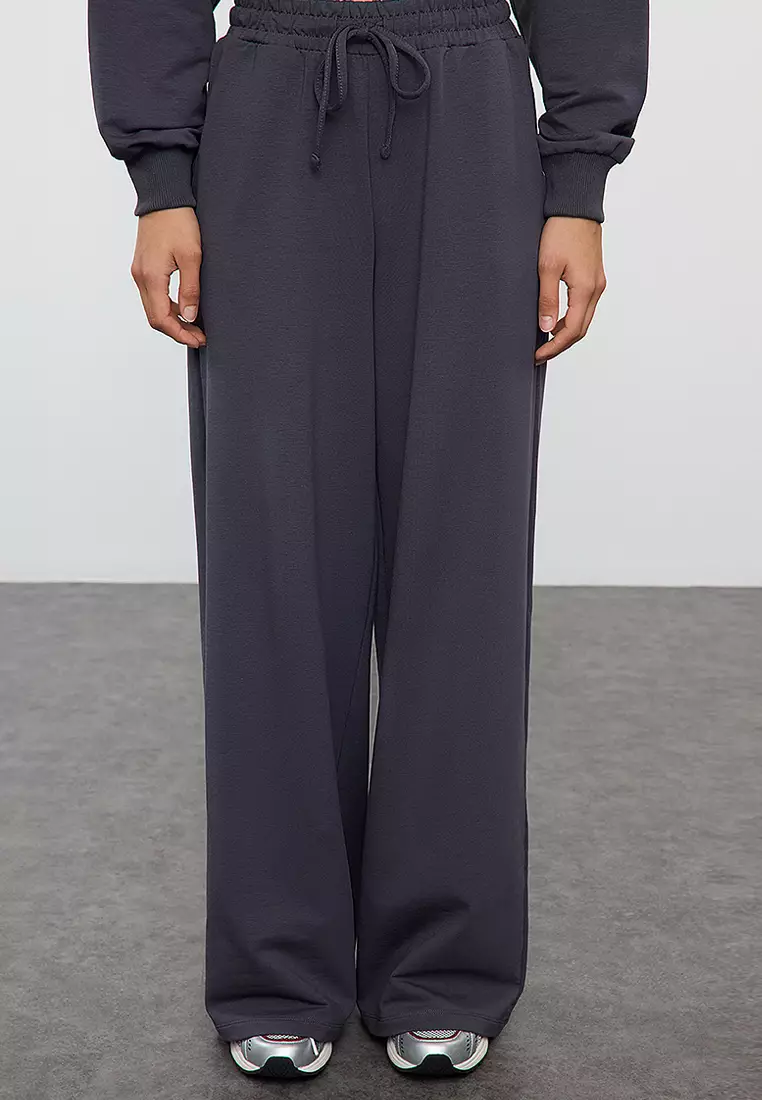 Crew Neck Sweatshirt & Wide Leg Pants Set