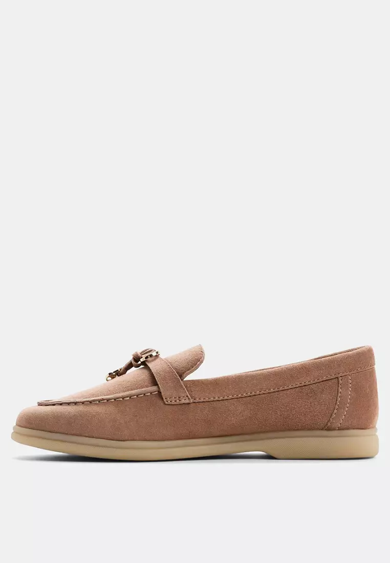 Creras-In Shoes
