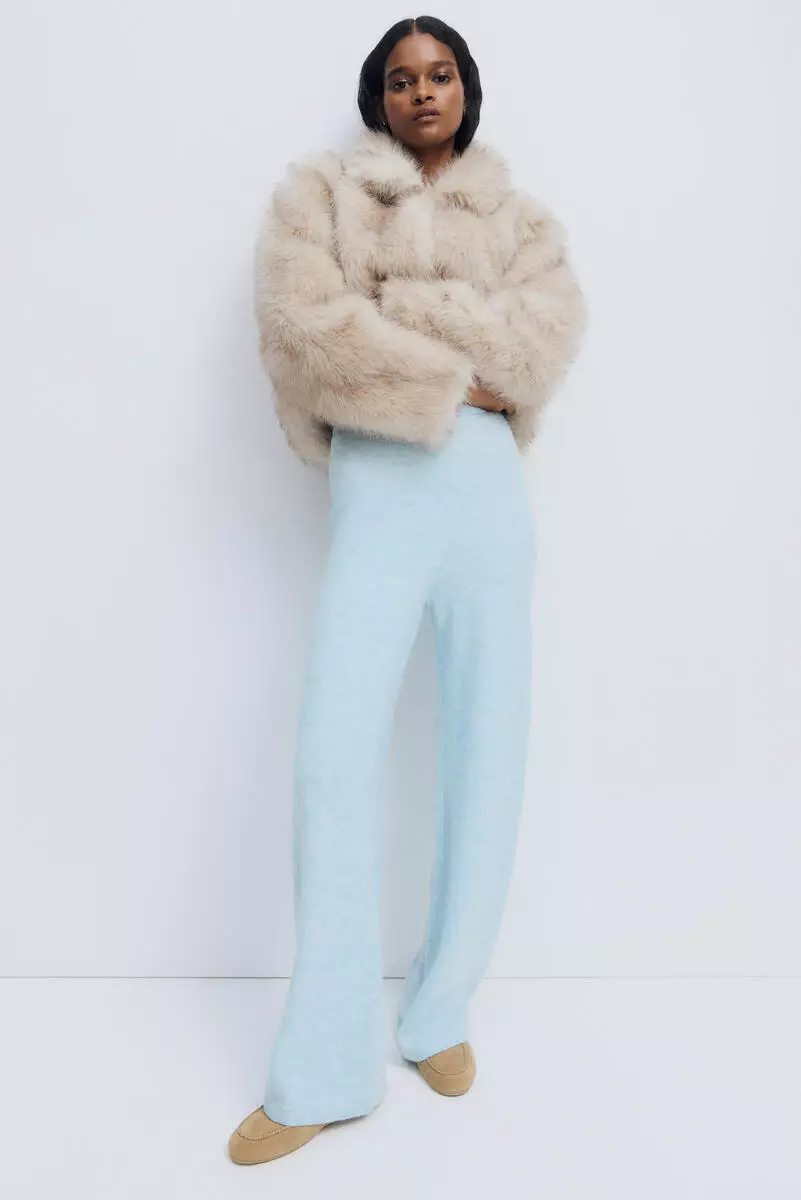 Knitted pull-on trousers