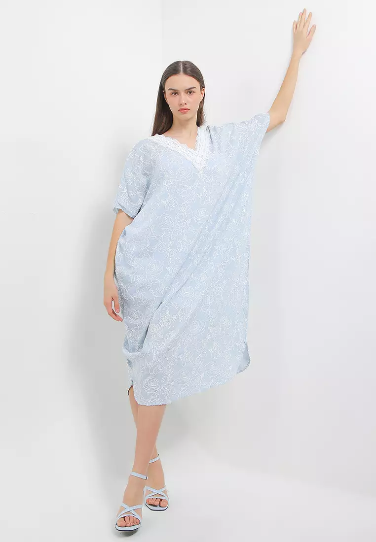 V Neck Crochet Lace Detail Full Embroidery Kaftan