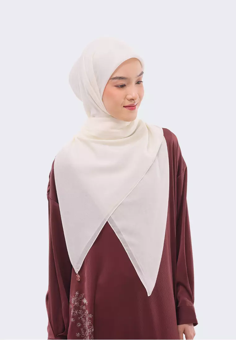 Ria Miranda Broken White Jeddah Syar'I Scarf