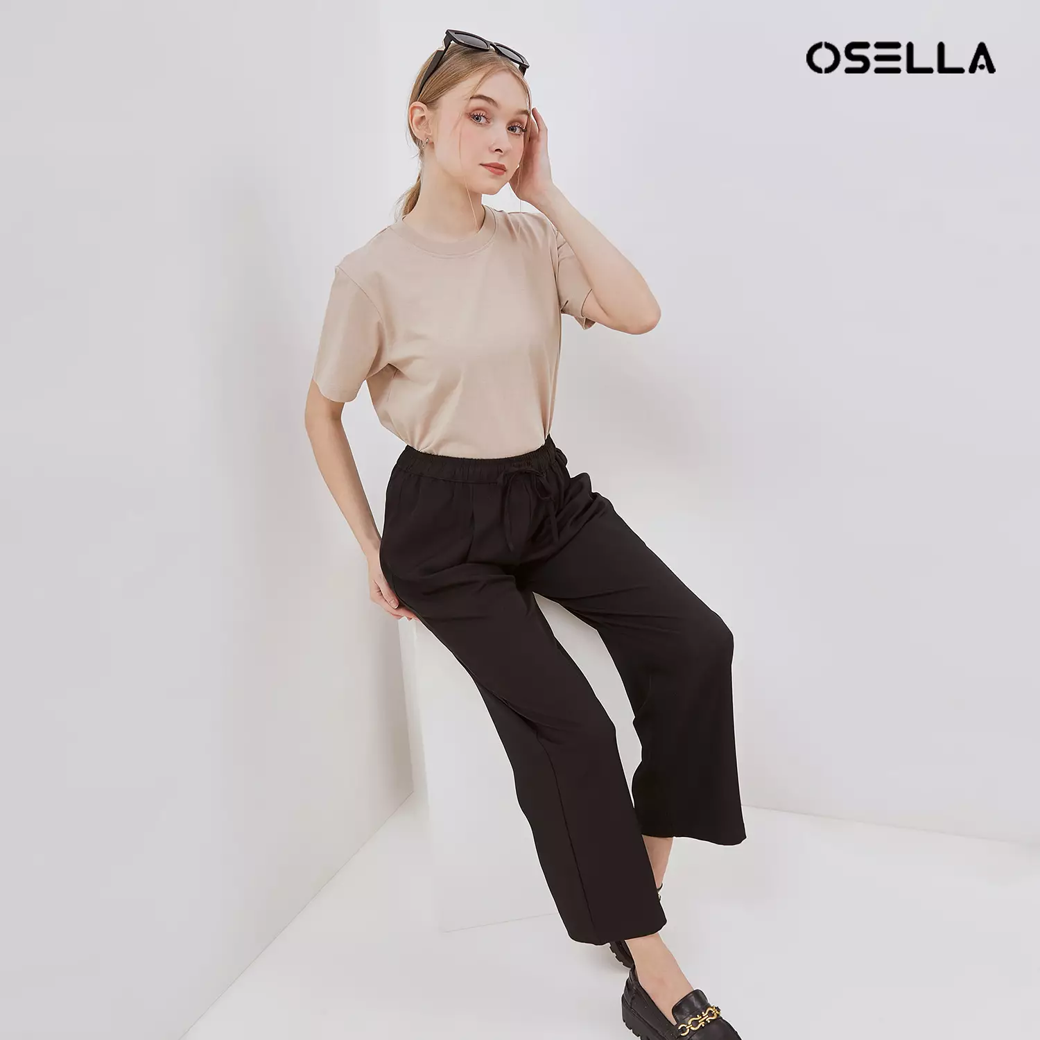 Osella Krissy Comfortable Straight Fit Trouser With Elastic Waistband 3182500243 | Celana Panjang Wanita