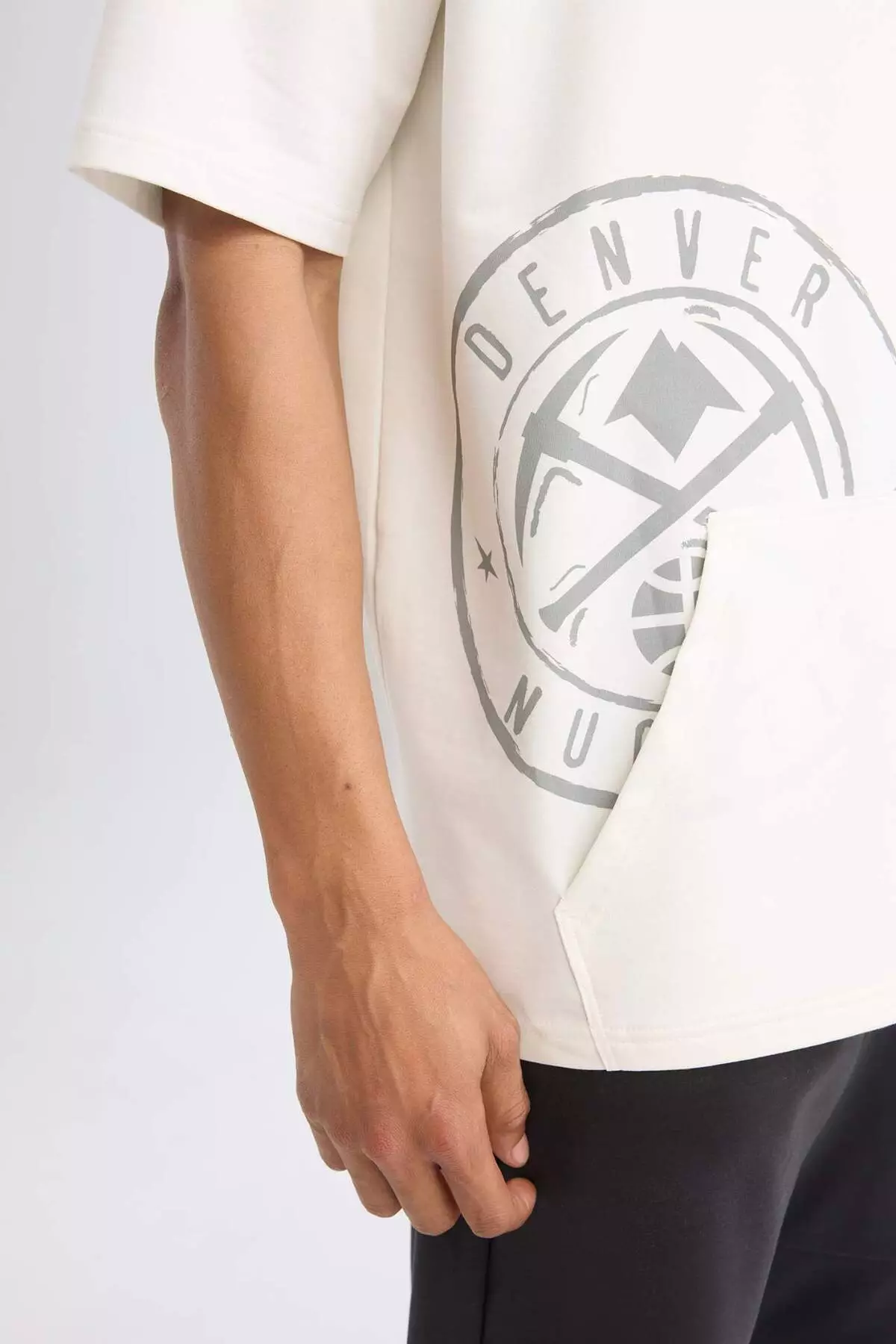 Defactofit Nba Denver Nuggets Oversize Wide Fit Hooded Back Printed Short Sleeve T-Shirt C9250Ax2