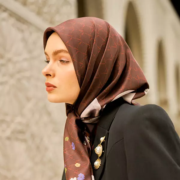 VZ Seralya Scarf