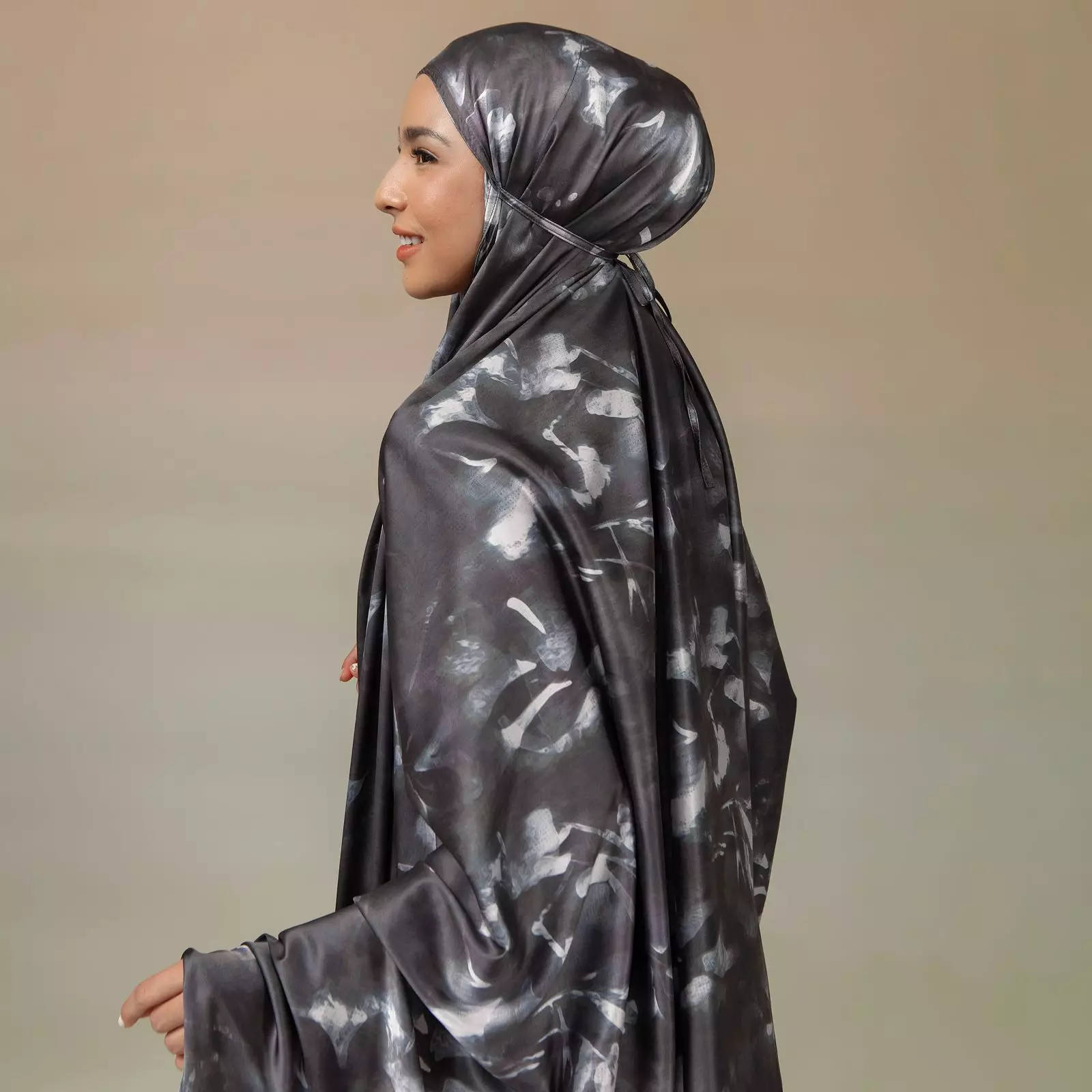 Aure Prayer Set Light Espresso