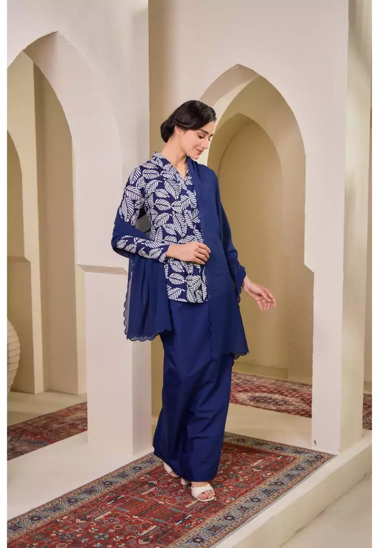 Kebaya Midi Batik Moden