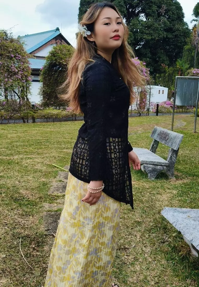 Loveaisyah Black Checkered Lace Kebaya Top & Floral Chiffon Skirt Hari Raya