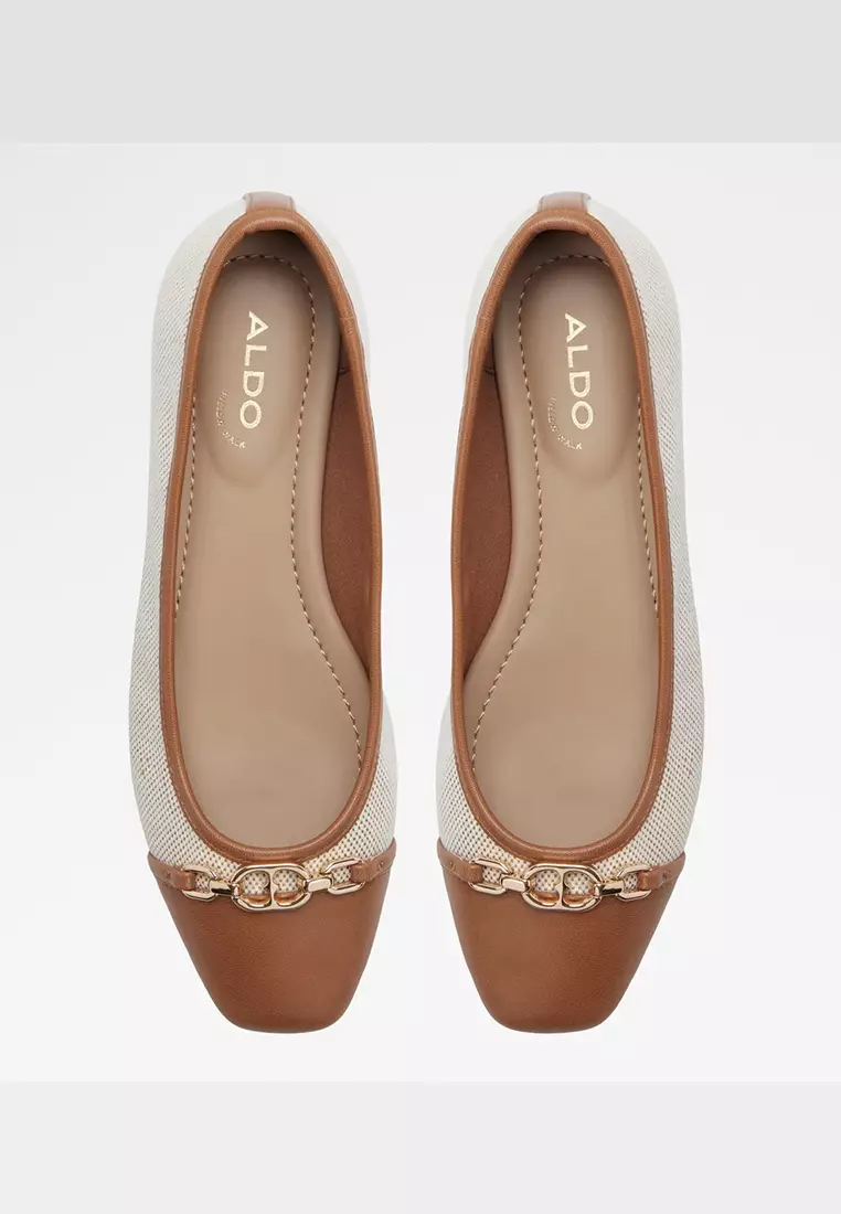 Krishelle Ballet Flats
