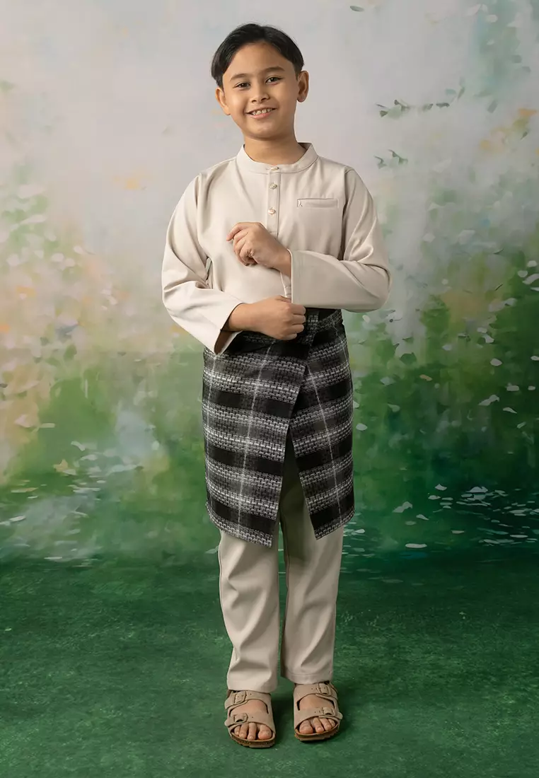 Farid Baju Melayu Set with Sampin