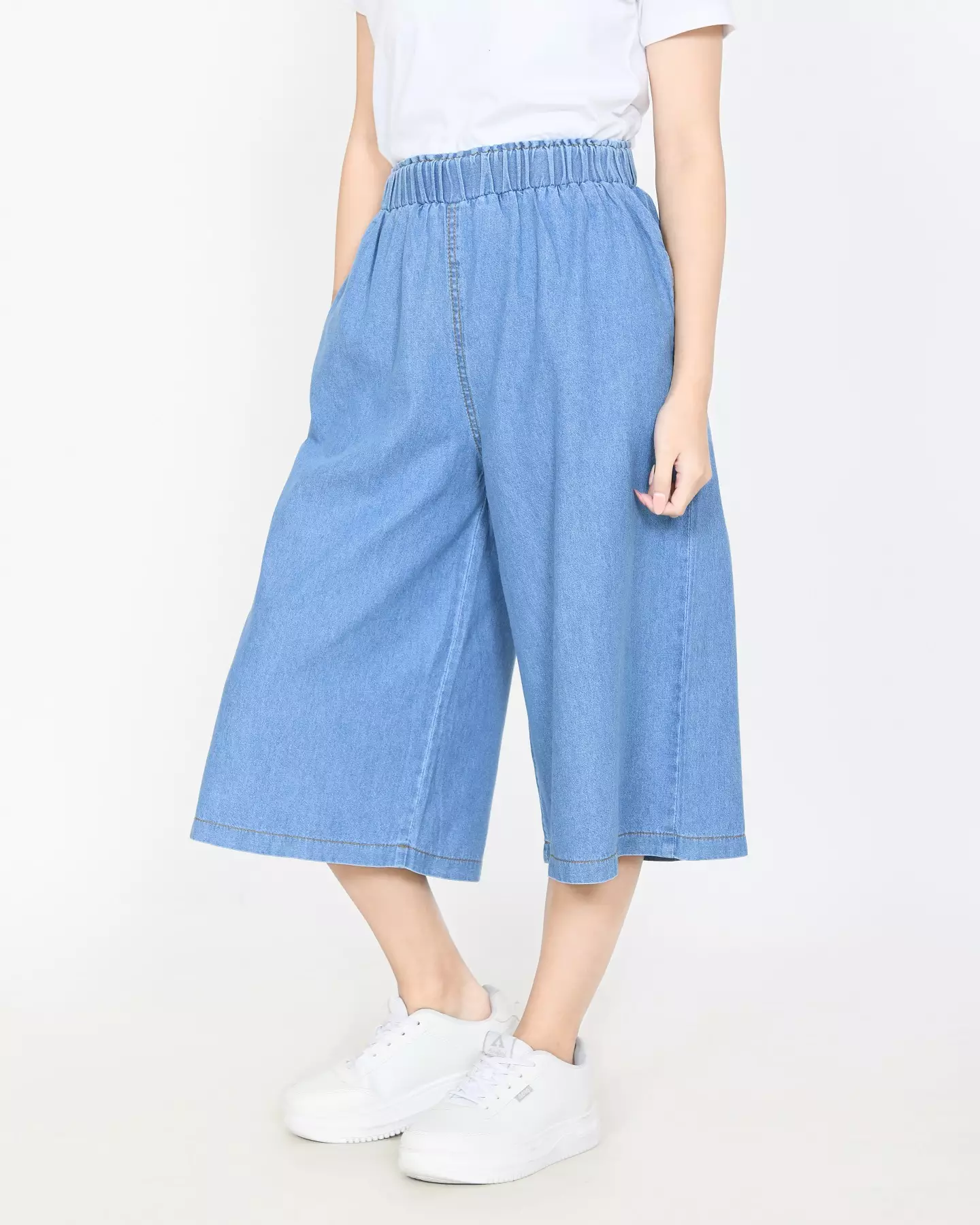 Diana Celana Kulot Denim 3/4 Wanita LIGHT BLUE