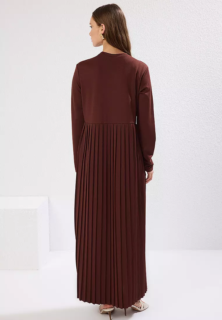Modest Pleated Maxi Dress