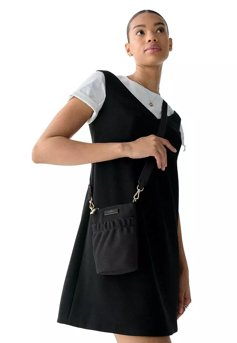 Carter Nylon Phone Crossbody Black KL876