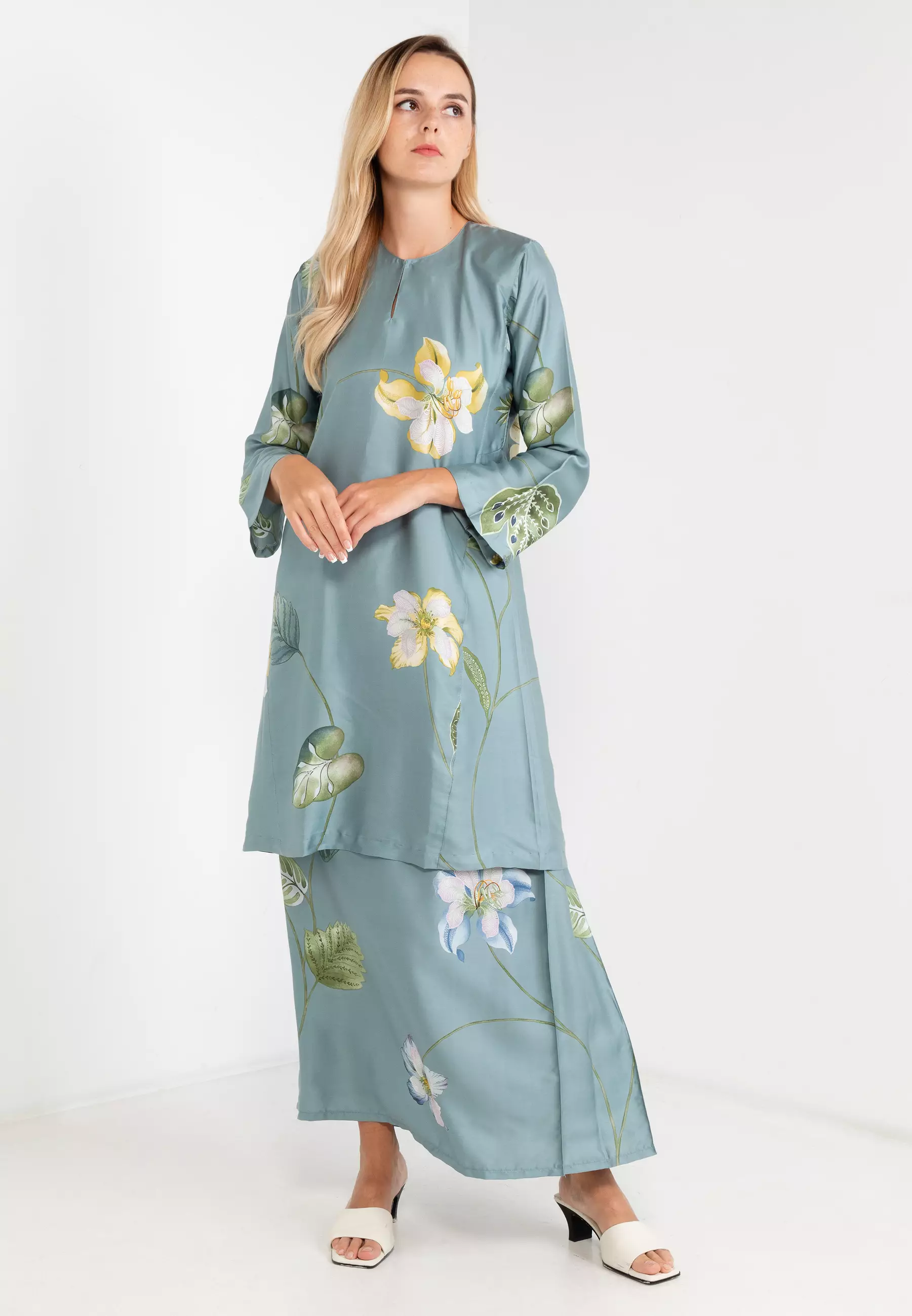 Baju Kurung Pahang Naura