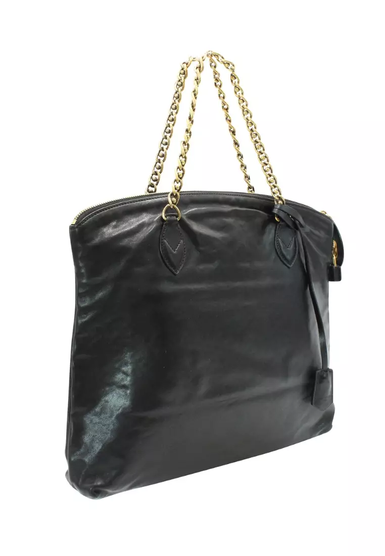 Black louis discount vuitton chain bag