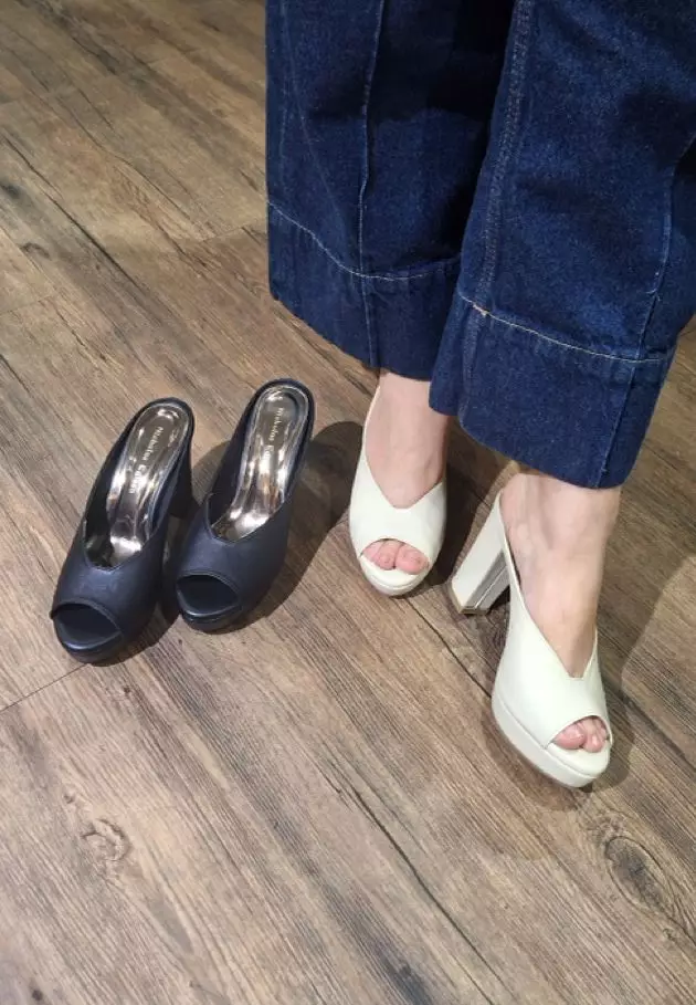 Nicholas Edison Heel Lela Cream