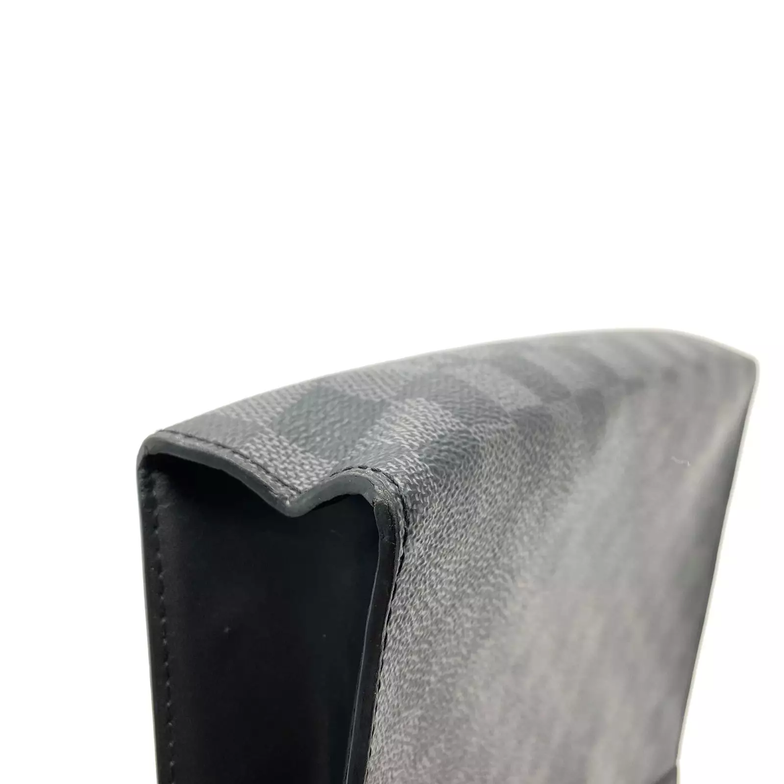 Pre-loved Louis Vuitton Voyage Damier Graphite SHW