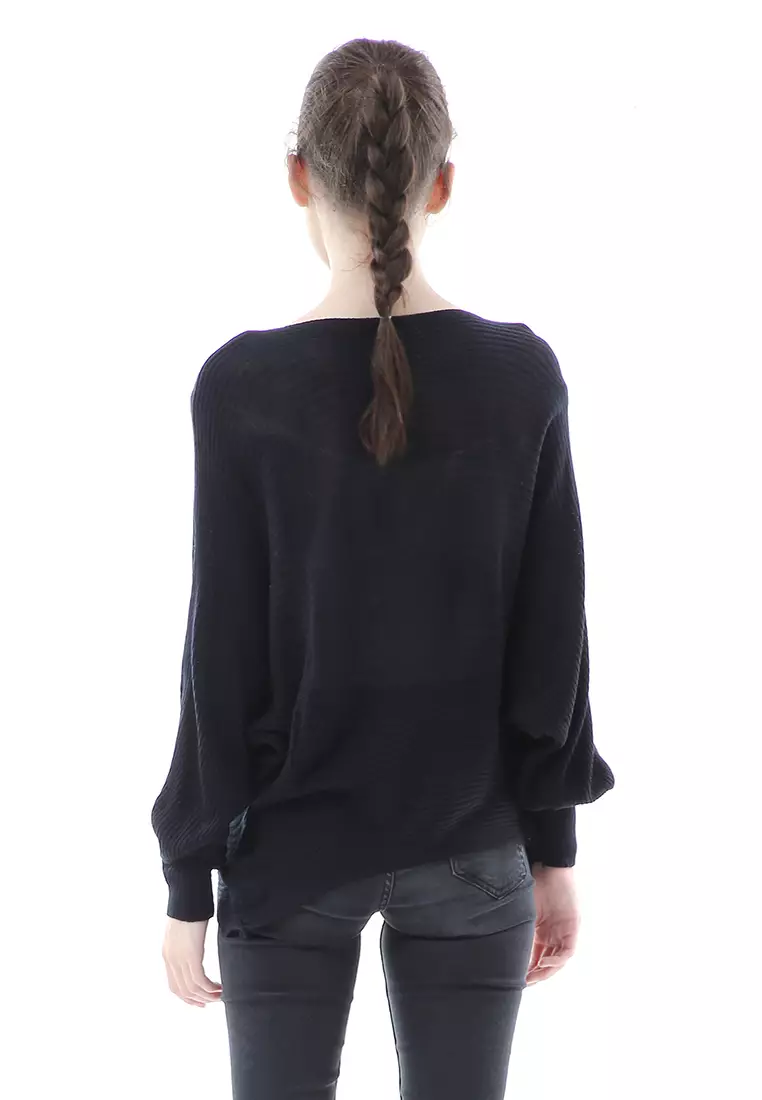 Eveline Sweater Rajut Batwing Atasan Wanita Motif Polos High Quality - Hitam