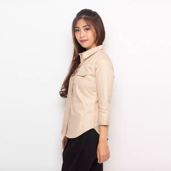 Hatti Shirt in Khaky