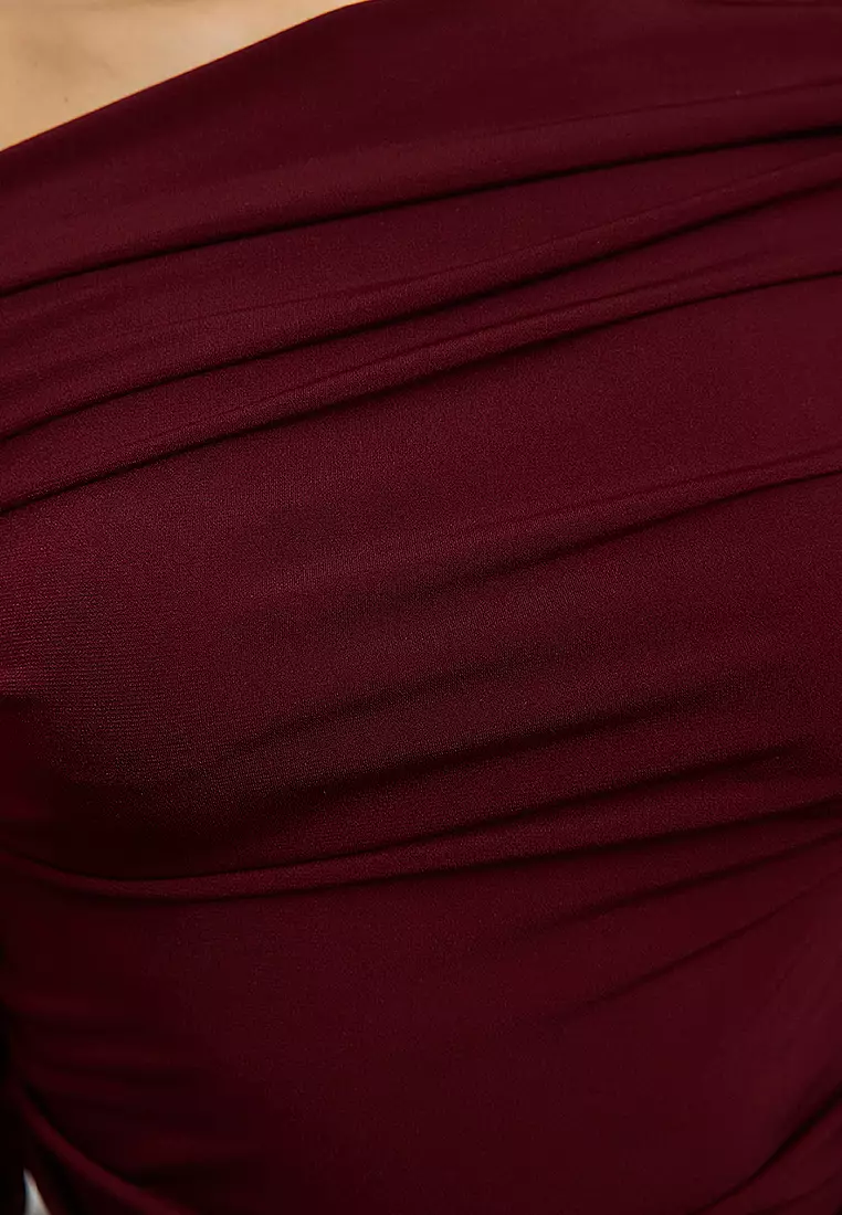 Burgundy Gathered/Drape Detailed Fitted Long Sleeve Flexible Knitted Blouse