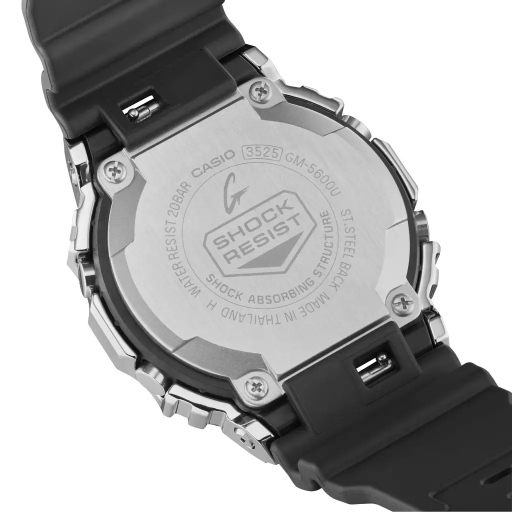 Casio G-Shock Jam Tangan Pria dengan format Digital GM-5600U-1DR