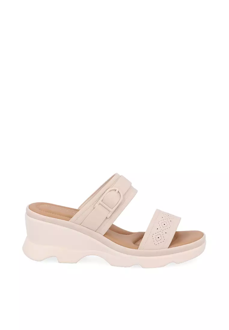 Discount on Carlo Rino  shoes - SKU: Nude Heather Sandals