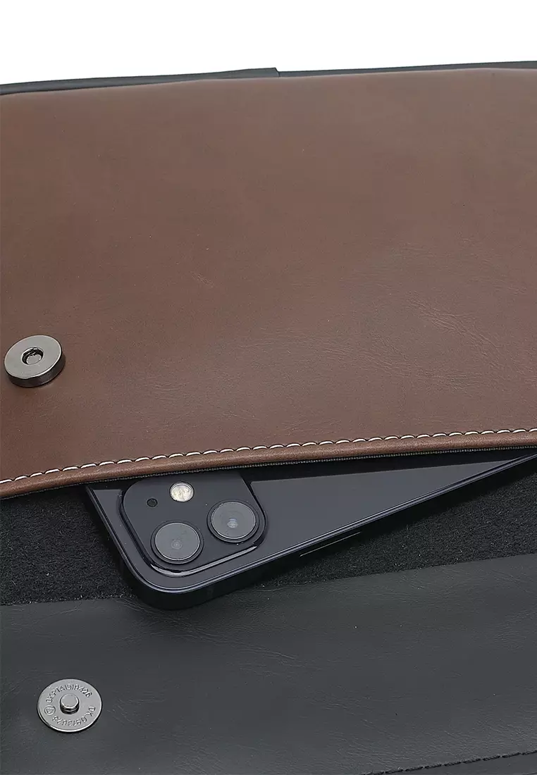 Men's Sling Bag / Crossbody Bag (Tas Selempang Pria) - Cokelat