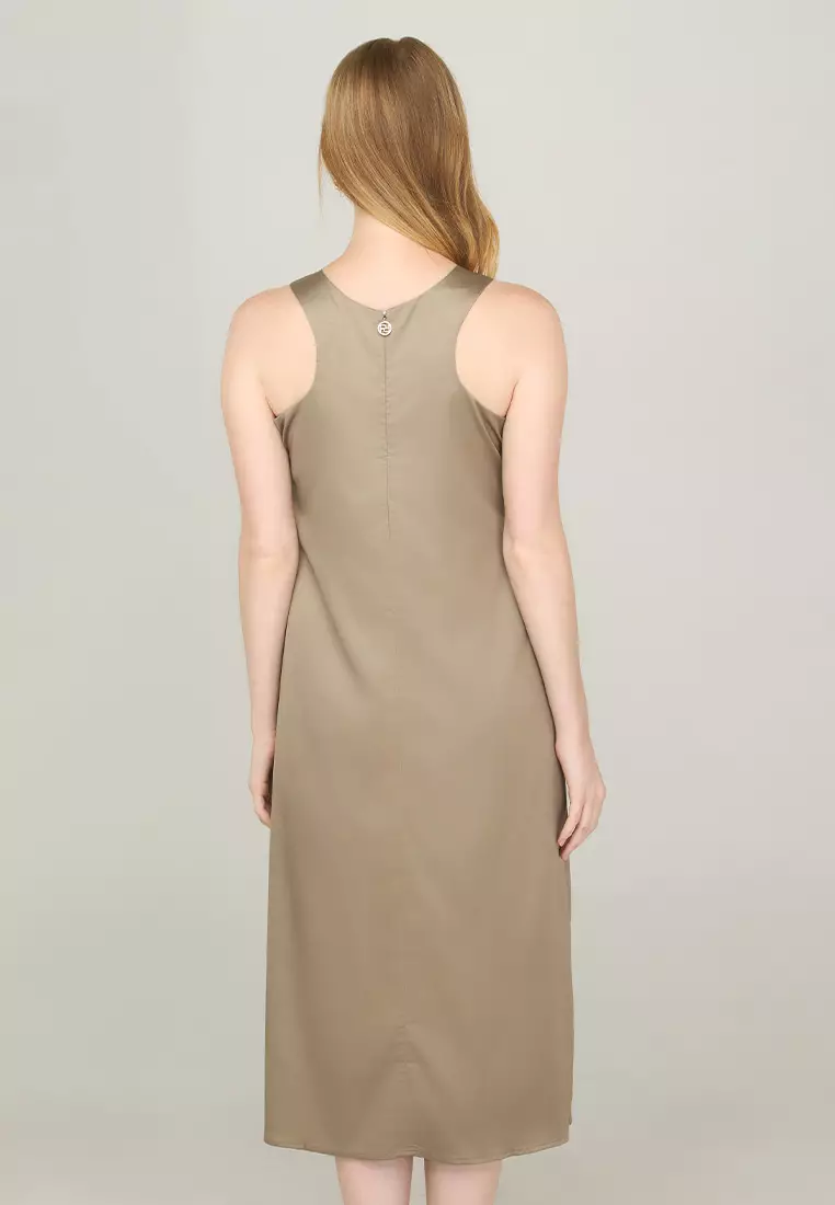 Tevianne Sleeveless Shift Dress in Satin Fabric