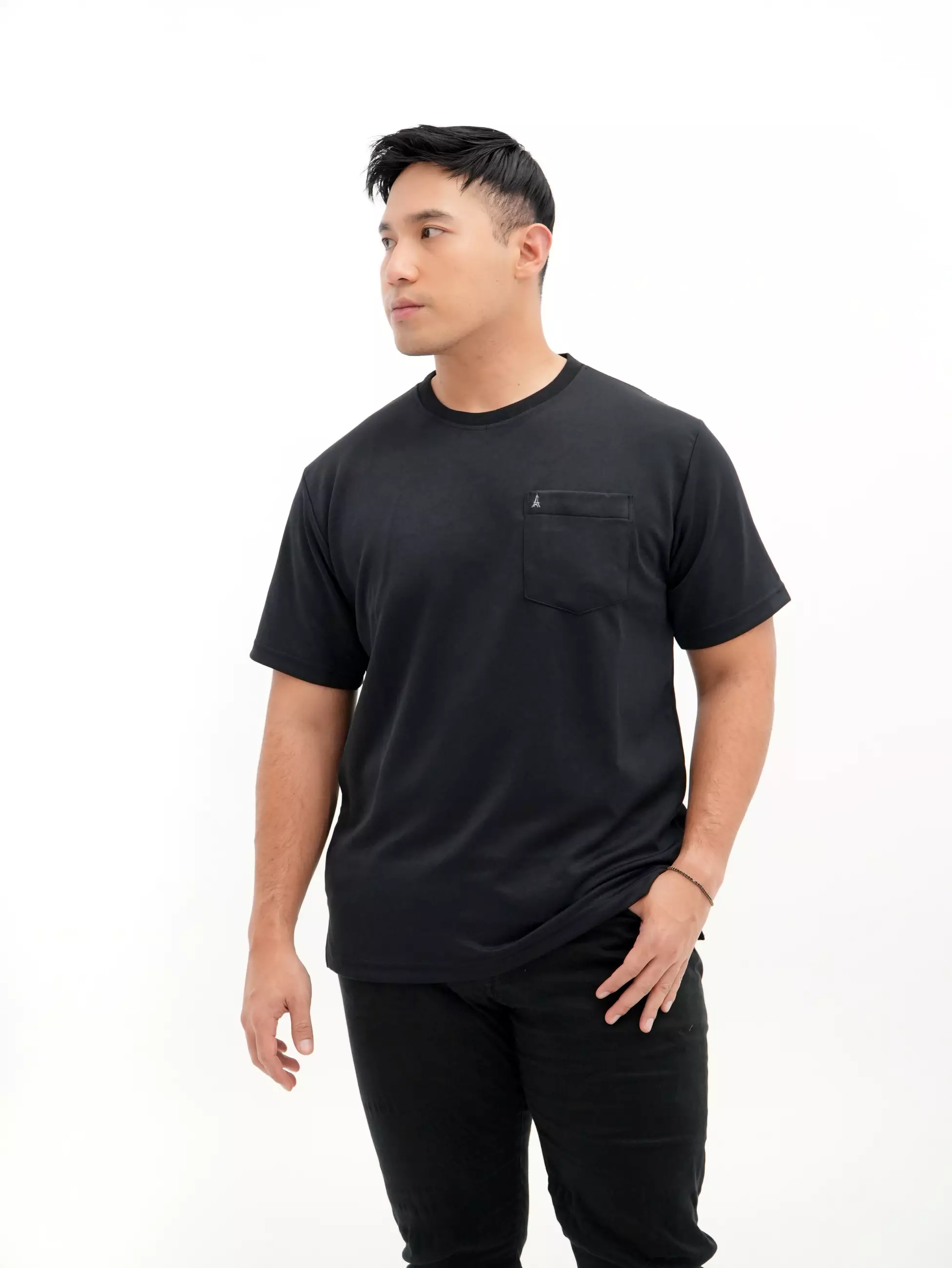 T-Shirt Scuba Hitam Kantong 3454