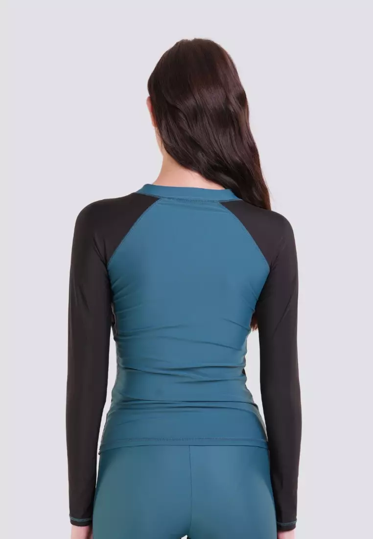 Sportif Long-Sleeved Rashguard Swimwear for Women