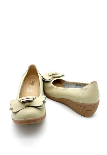 Jual Anca ANCA Shoes 219 Apricot Original ZALORA Indonesia