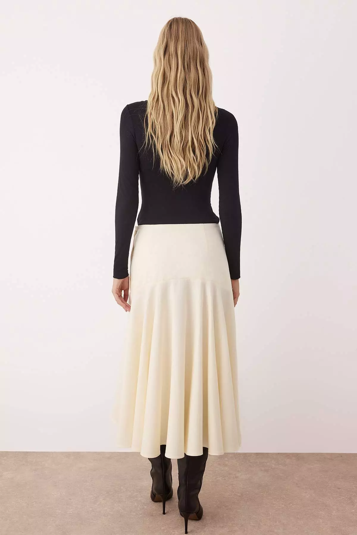 Stone Gold Button Detailed Midi Length Cotton Woven Flared Skirt Twoaw26Et00033