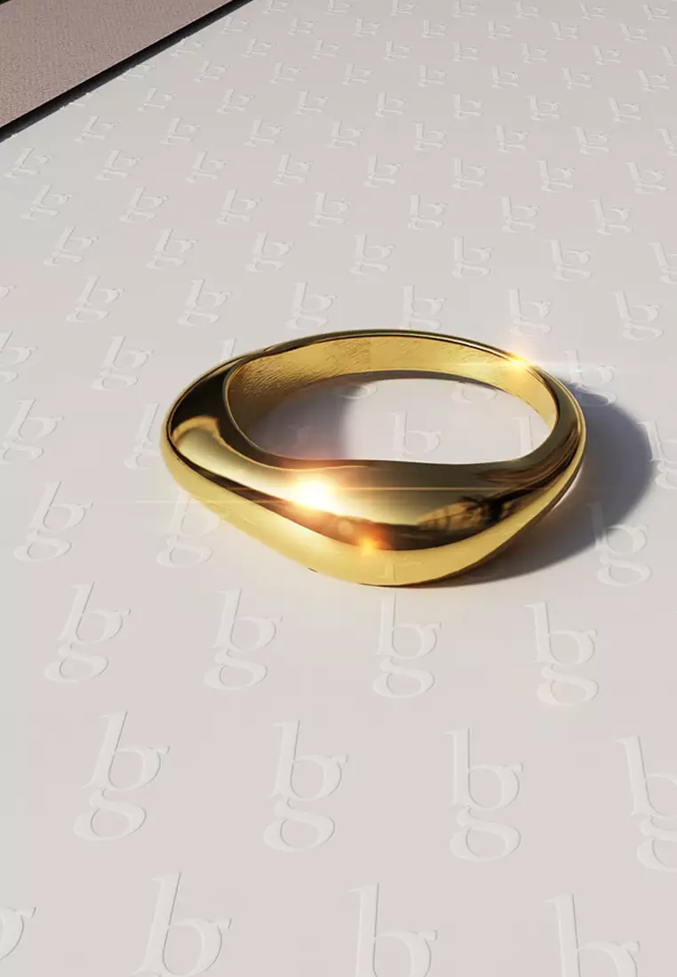 Flat Face Ring in Gold - 7