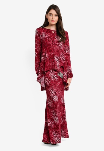 Midi Kurung Kedah Hi-Lo Cut from Zuco Fashion in Red